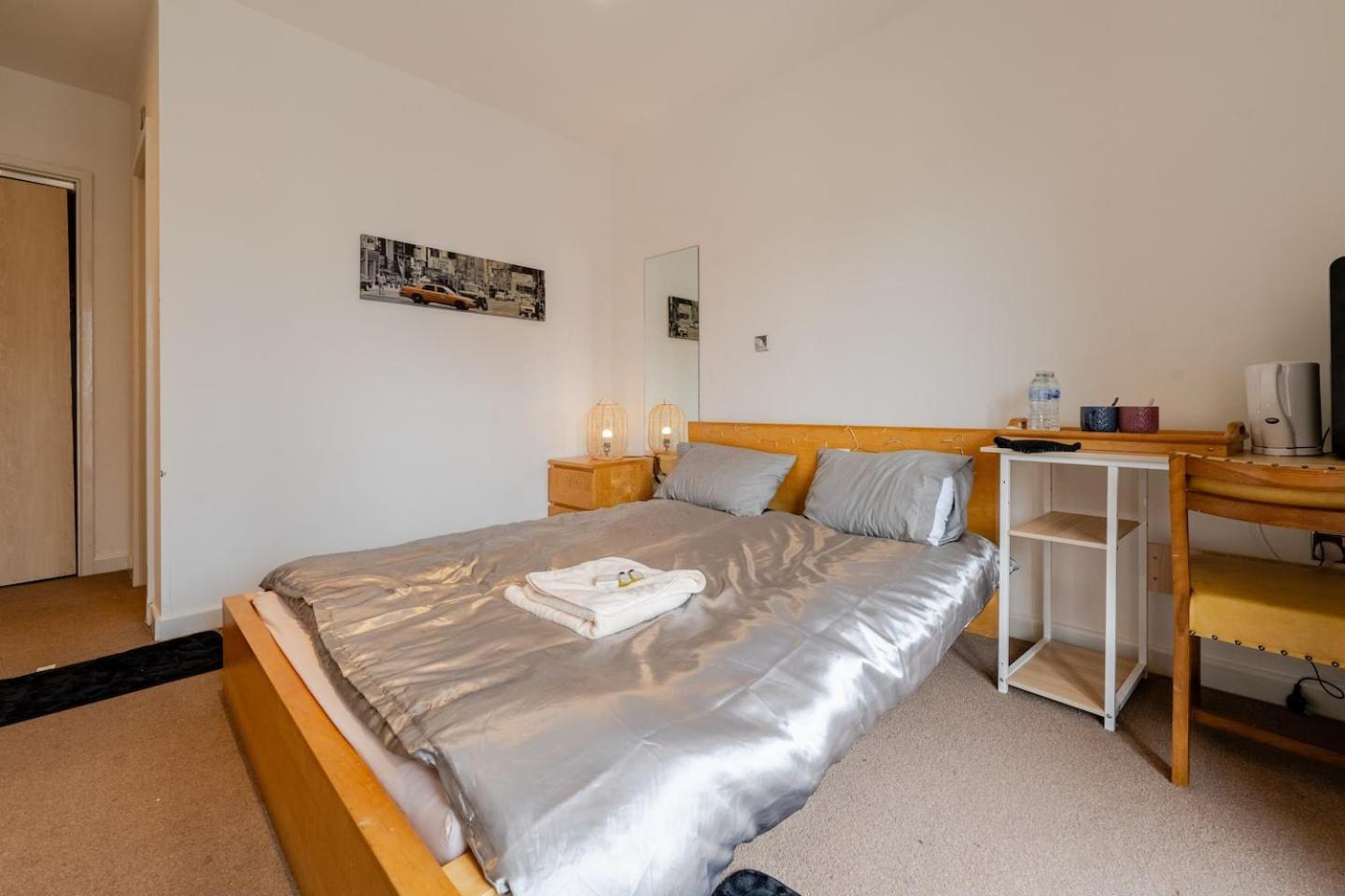 Private Room In Cardiff City Center 外观 照片